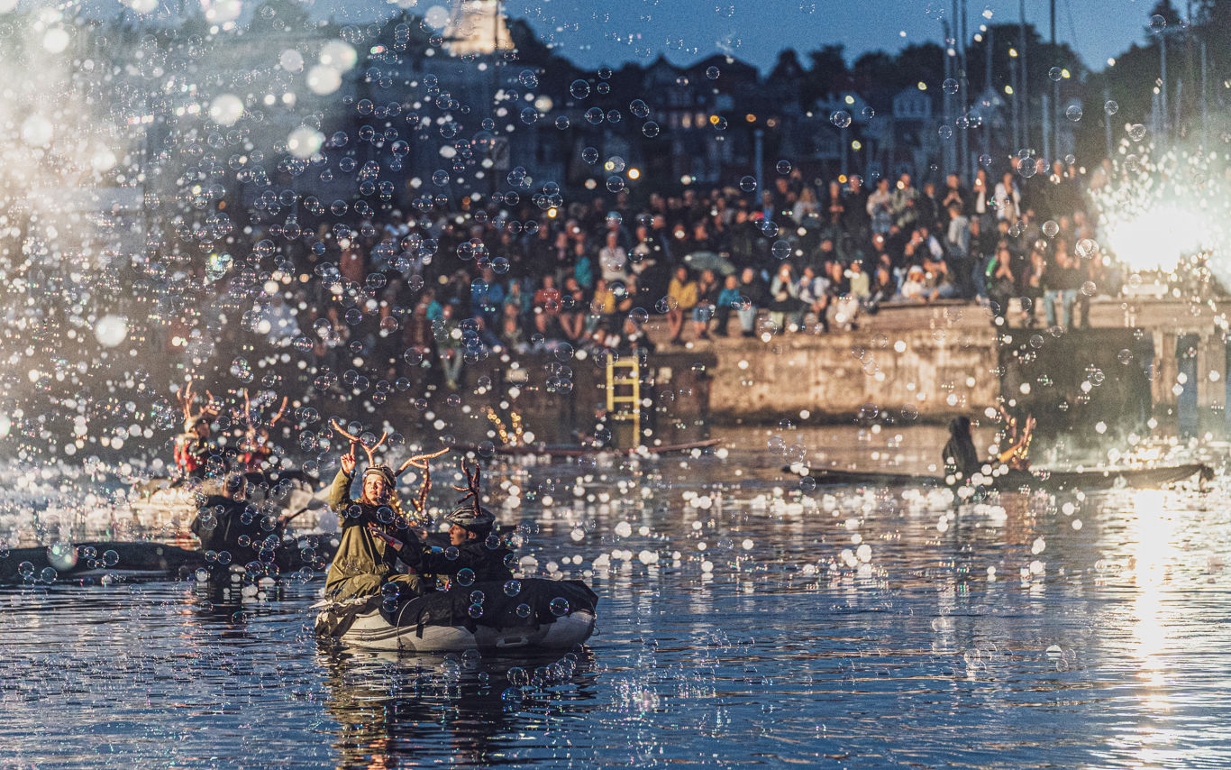 Fjeren og Rosen L2022